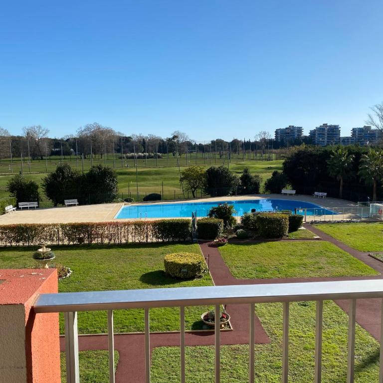 Joli appartement calme avec vue piscine - Appartement 2 Chambres - 1