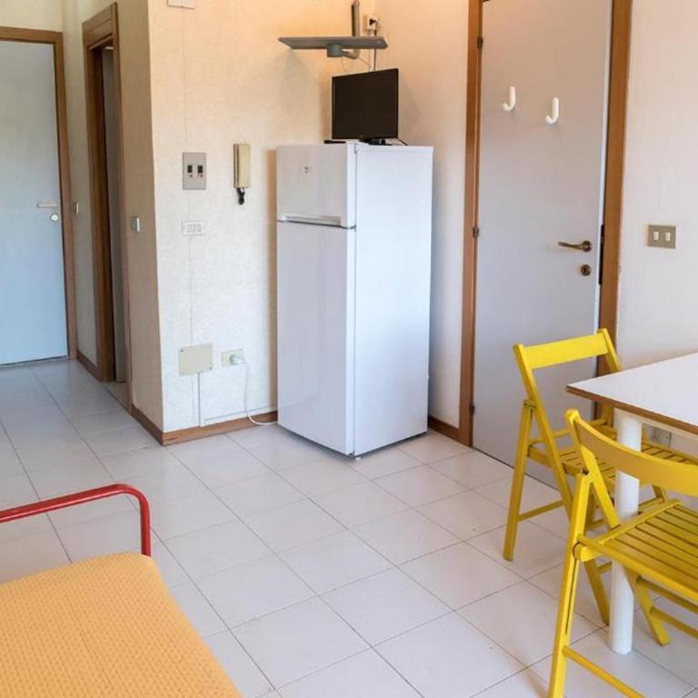 Bilocale con giardino a 100 mt dal mare di Marcelli - M053 - Appartamento con 1 Camera da Letto - 8
