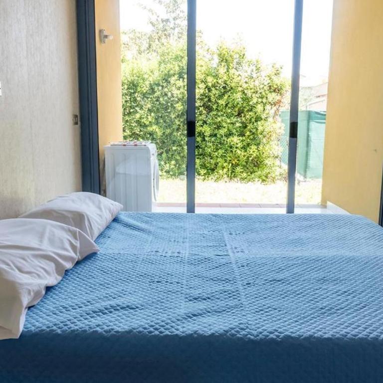 Bilocale con giardino a 100 mt dal mare di Marcelli - M053 - Appartamento con 1 Camera da Letto - 11