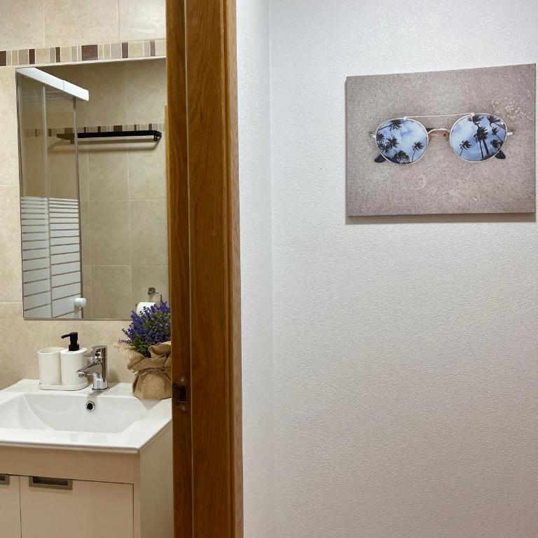 Piso muy cerca de la playa con parking - Apartamento de 3 dormitorios - 44
