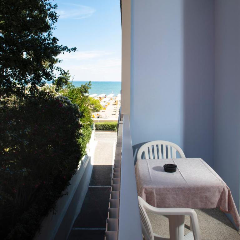Hotel Pelikan - Camera Matrimoniale/Doppia con Letti Singoli con Balcone - 4