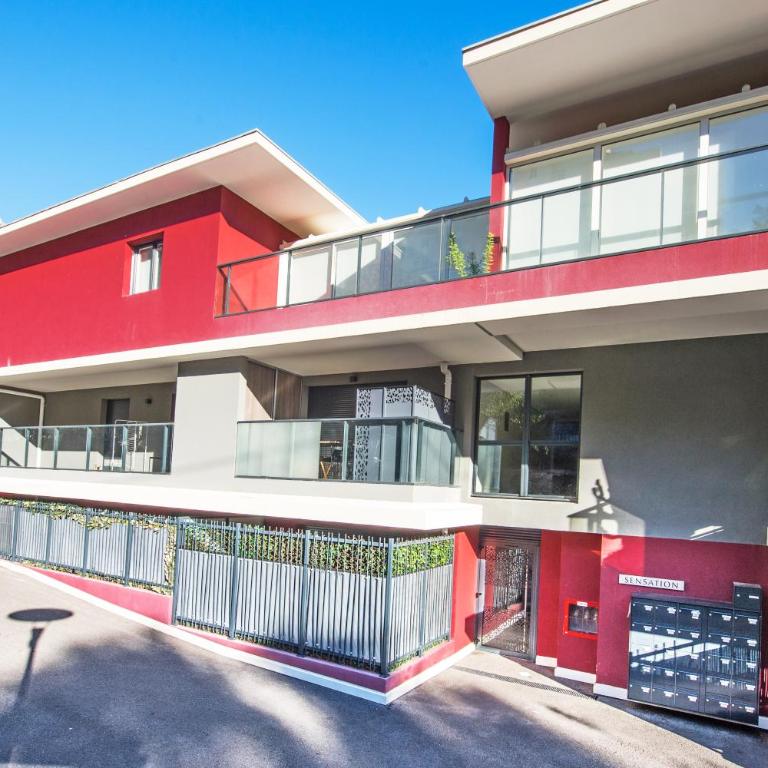 Luxueux appartement - Vue mer - Parking privé - BP - One-Bedroom Apartment - 35