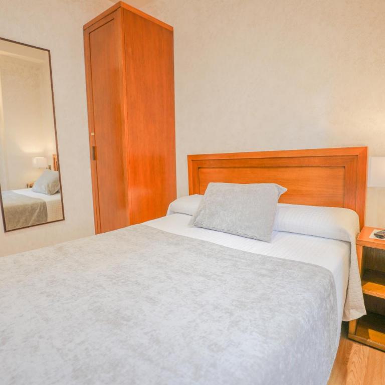 Hotel Granada Centro - Small Double Room - 6