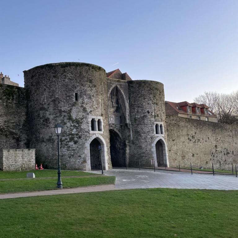 Gîte des Remparts - Appartement - Vue sur Jardin - 24