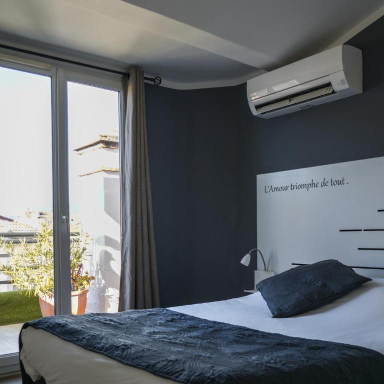 Celenya Hôtel - Chambre Double avec Terrasse - 10