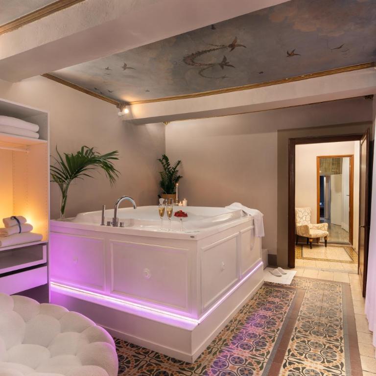 Piazza Pitti Palace - Residenza d'Epoca - Suite Queen con Vasca Idromassaggio - 16