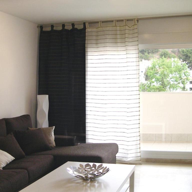 Bonito alojamiento en Malaga con piscina para teletrabajo - Apartamento - 28