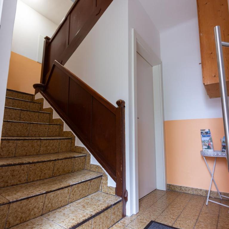 Casa Wendl - Apartment mit Blick auf die Berge - 17