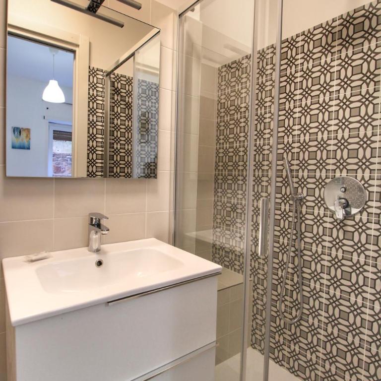 Delicious 2 Bed Room Apartment and Garden by YH - Appartamento con 2 Camere da Letto - 27