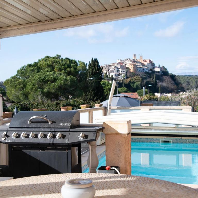 Maison avec piscine à Biot Antibes - Two-Bedroom Villa - 3