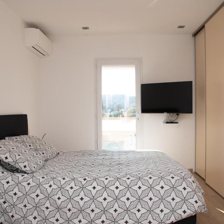 Maison avec piscine à Biot Antibes - Two-Bedroom Villa - 10