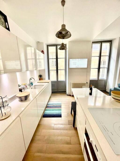 Beaux T2 et T3 climatisés dans le triangle d'or - Two-Bedroom Apartment - 16
