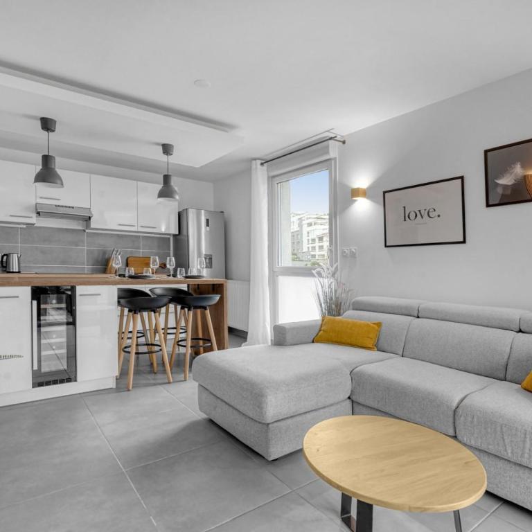 Perle Toulousaine - Two-Bedroom Apartment - 4