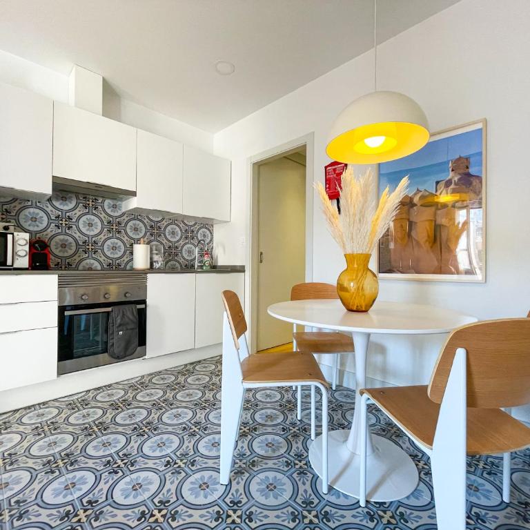 Boutique Pare Lainez - One-Bedroom Apartment with Balcony - 17