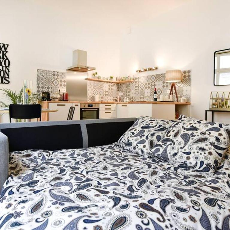 Grand 2 pièces entre vieux Bordeaux et quais ! - One-Bedroom Apartment - 21