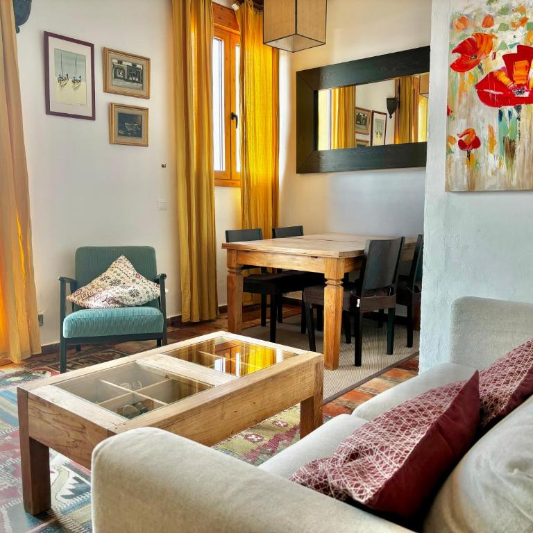Barceloneta Ramblas Apartments - Two-Bedroom Apartment - 5