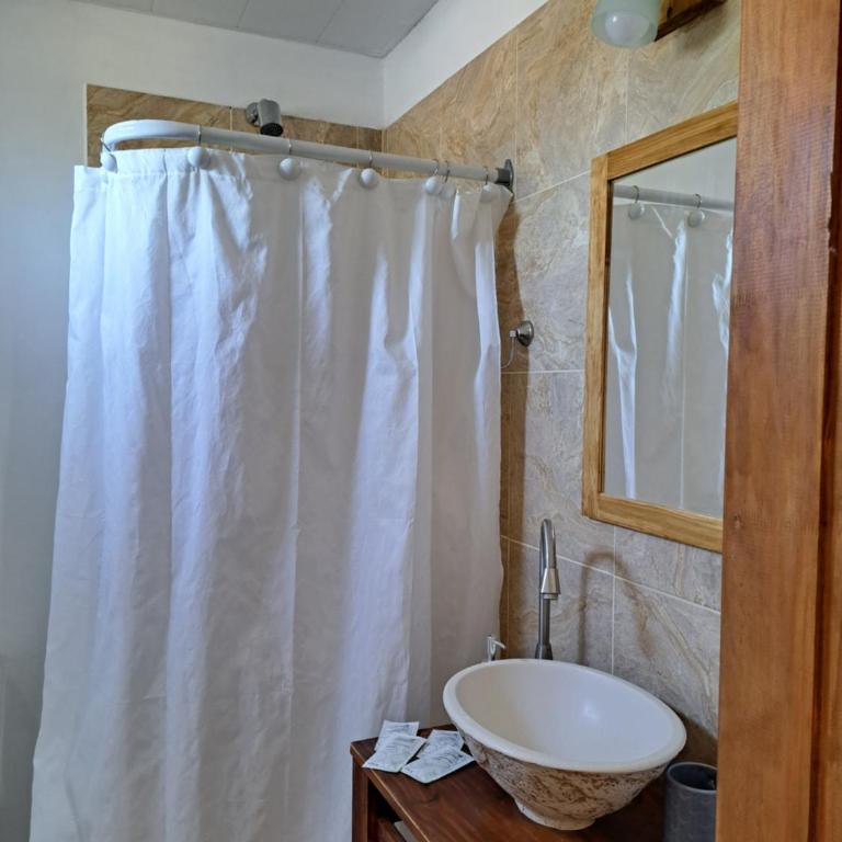 Hostal El soleado - Habitación Doble con baño privado - 4