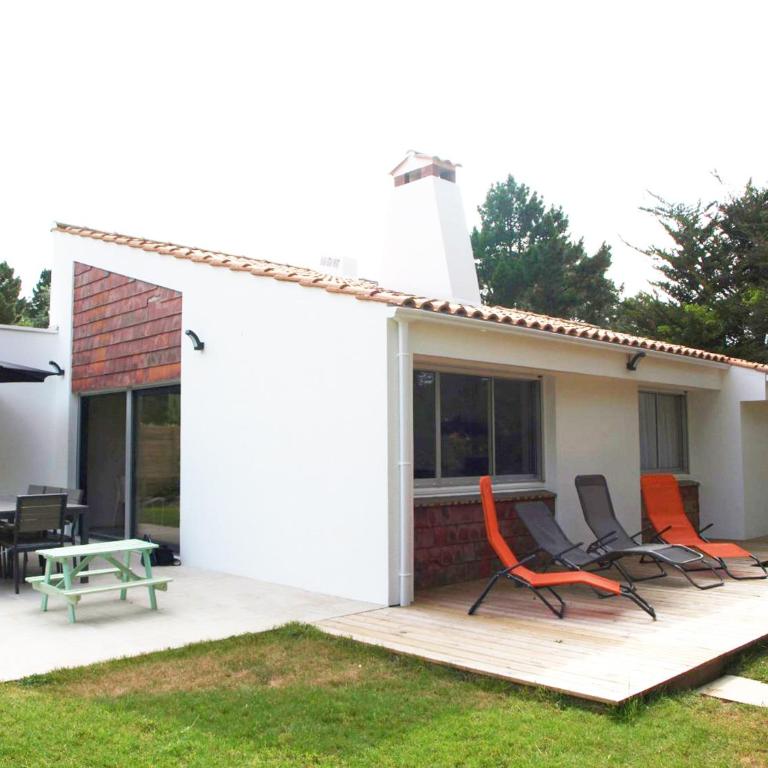 Superbe maison 4 chambres, proche plage, au calme, avec WIFI - FR-1-323-375 - Maison de Vacances - 3