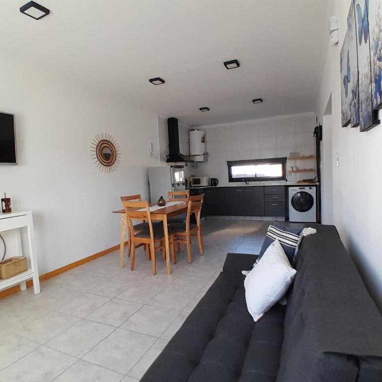 Confort urbano - Departamento con cochera - One-Bedroom Apartment with Balcony and City View - 19