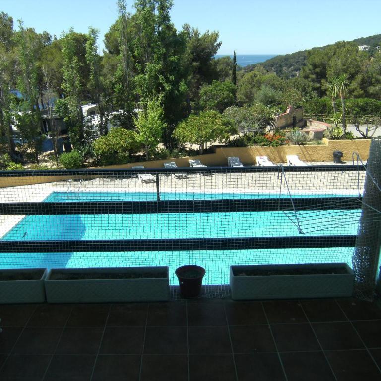 Apartamentos Cala Llevado - Estudio con vistas a la piscina - 10
