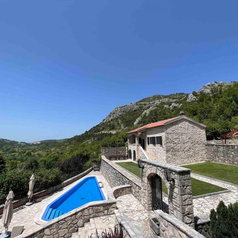 Blake's Villa - Two-Bedroom Villa - 29