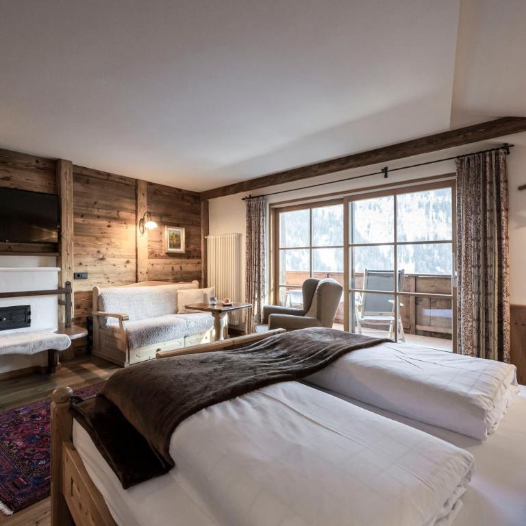 Charmehotel Uhrerhof - Deur - Junior Suite con Balcone - 5
