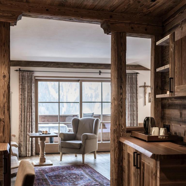 Charmehotel Uhrerhof - Deur - Junior Suite con Balcone - 6