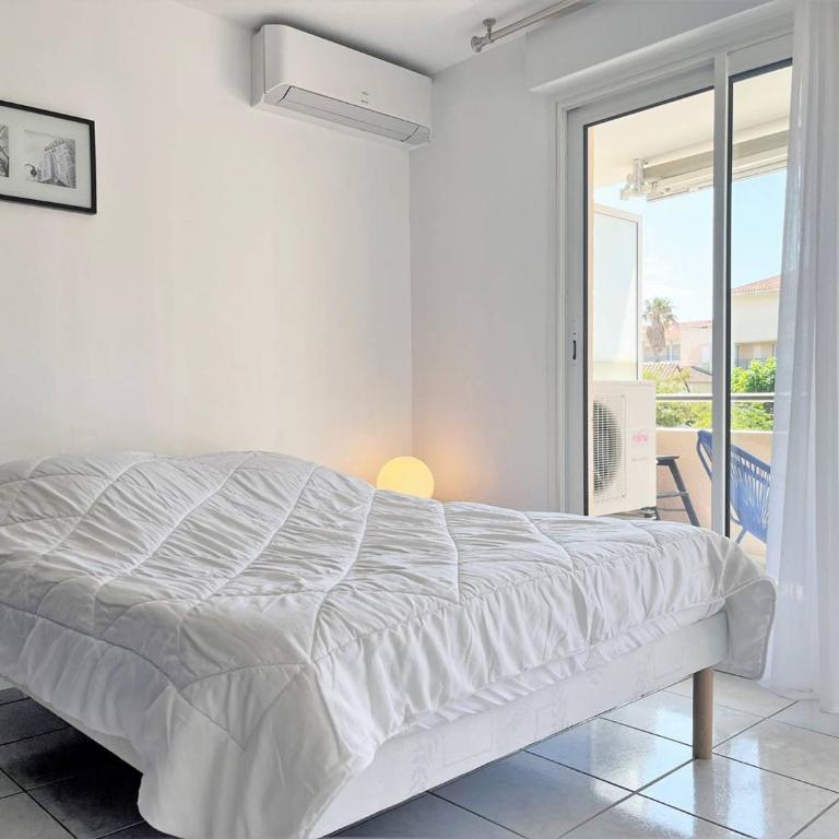 Appartement climatisé avec piscine, terrasse et parking - 6 couchages, près de la plage - FR-1-251-451 - Appartement - 16