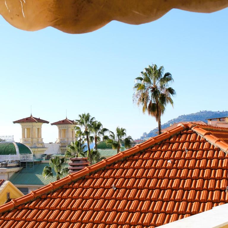 Linusa Home - Three-Bedroom Apartment - 7