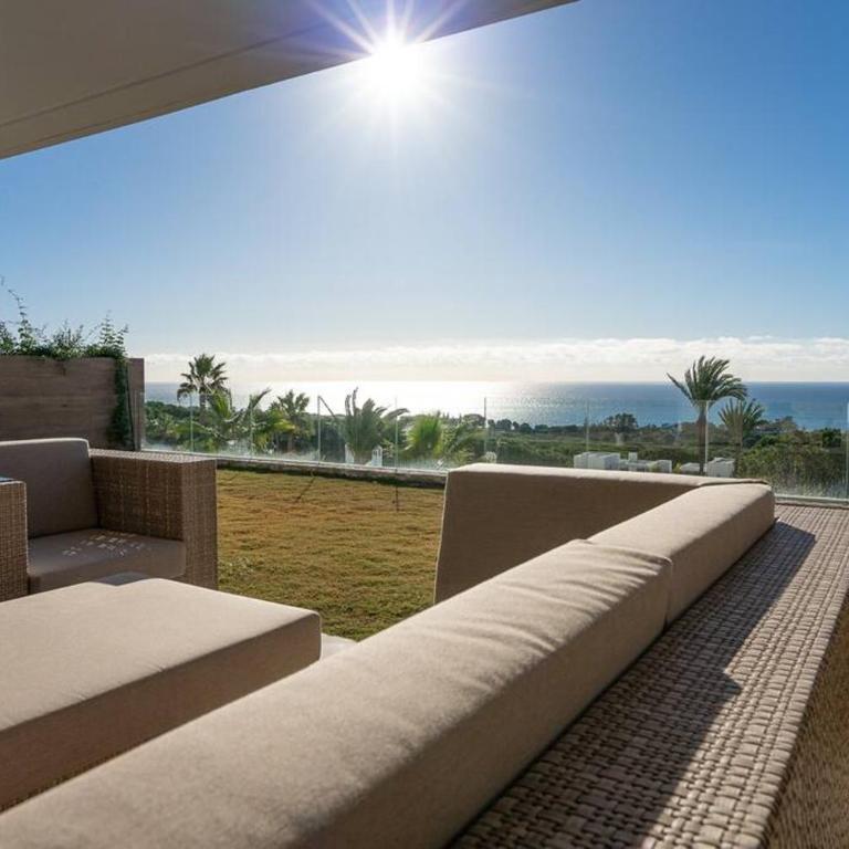 Apartment with spectacular view in Cabopino - Apartamento de 3 dormitorios - 3