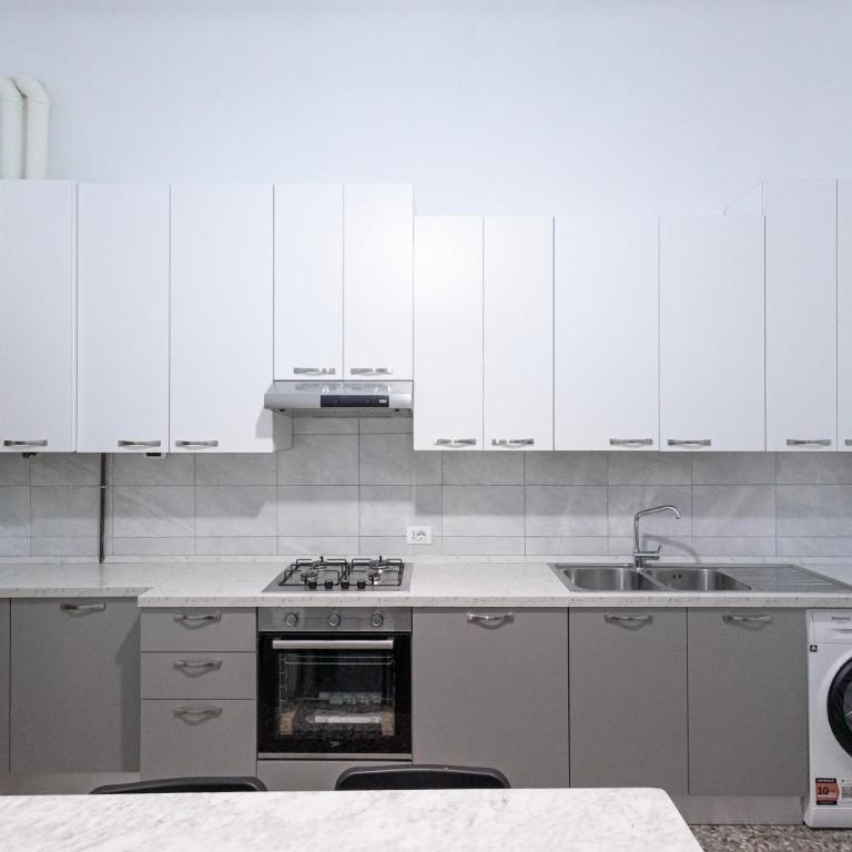 Elegante Quadrilocale Liberty in Zona Risorgimento - Appartamento con 3 Camere da Letto - 10