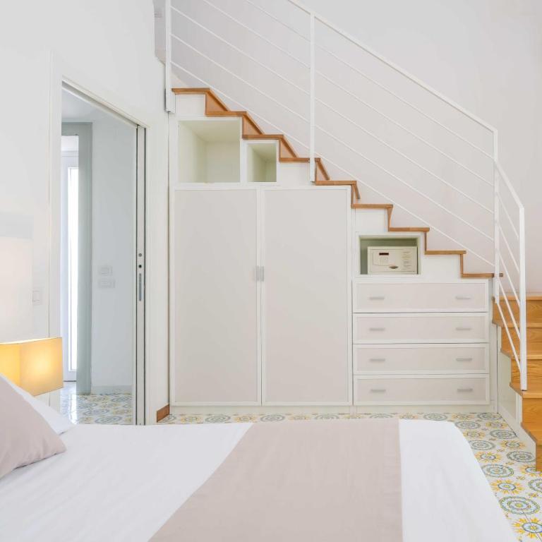 Hotel Le Axidie - Camera Familiare con Bagno Privato - 7