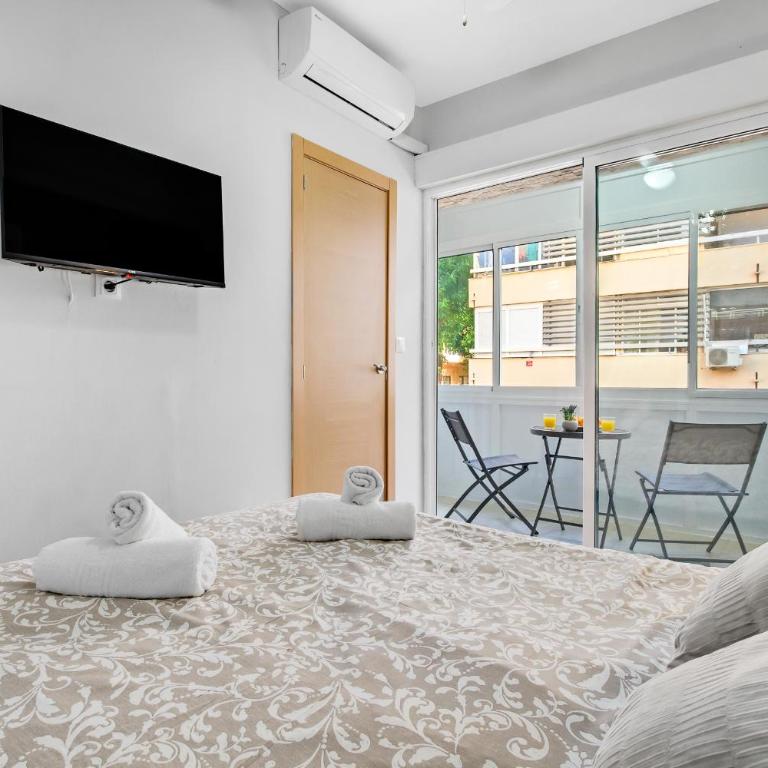 Los Nidos 603 By IVI Real Estate - One-Bedroom Apartment - 8