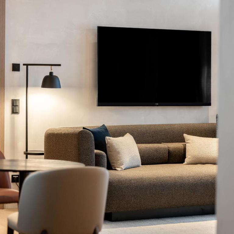 Domenigs Luxury Apartments - Studio - 4