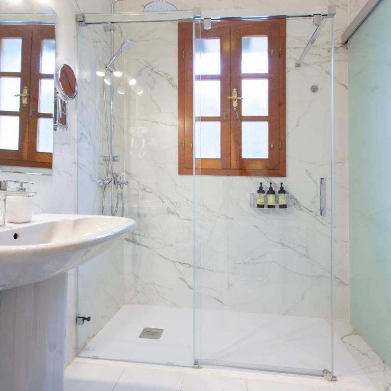 Andalusian villa on the sea and the bay of Malaga - Villa - 43