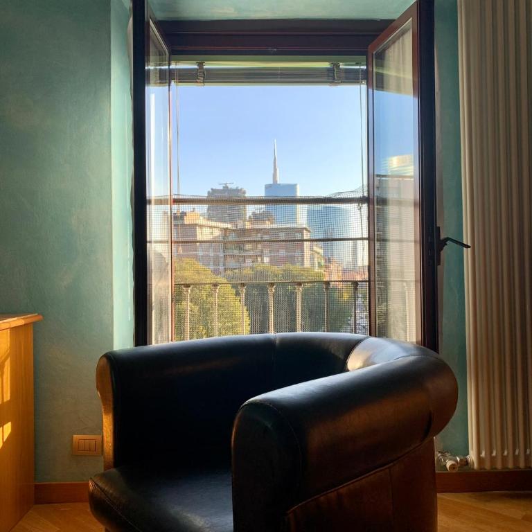 Timeless View in Milan - Isola District Apartment - Apartment - 1