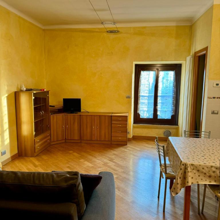 Timeless View in Milan - Isola District Apartment - Apartment - 9