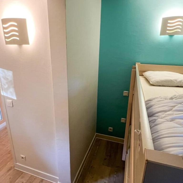Appartement 6 personnes avec piscine tennis et parking gratuit 25 - Appartement - 35
