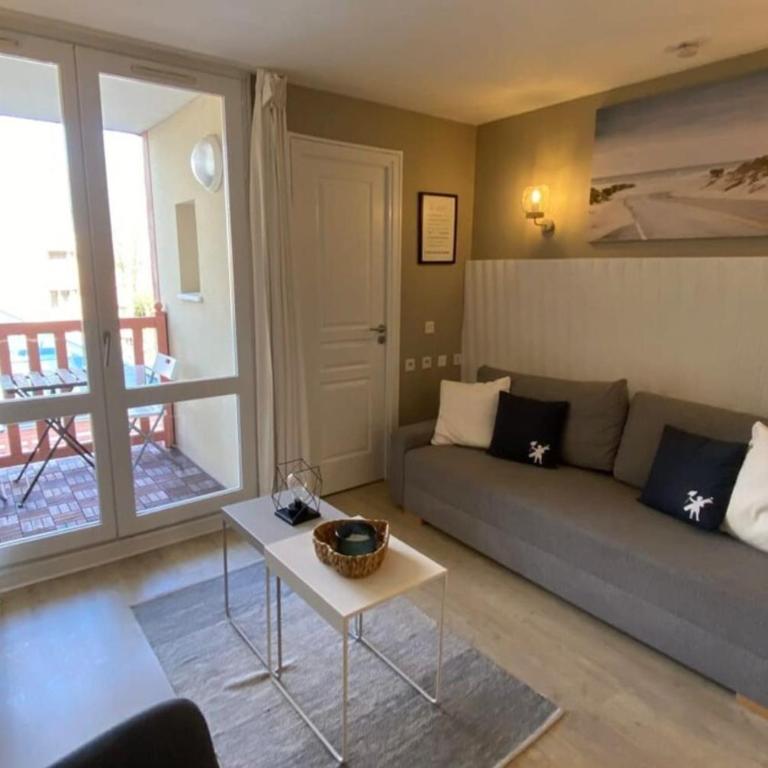 Très bel appt 6 pers avec piscine sauf janvier tennis et parking 202 - Appartement - 5