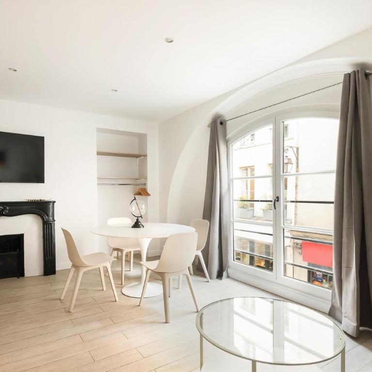 Central Apartment in the heart of the Marais With Air Conditioning - Appartement 2 Chambres - 22