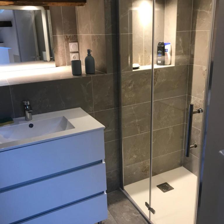 Une atypique et merveilleuse Petite maison en plein cœur de Nice, à proximité de la mer et des plages - Appartement 1 Chambre - 10