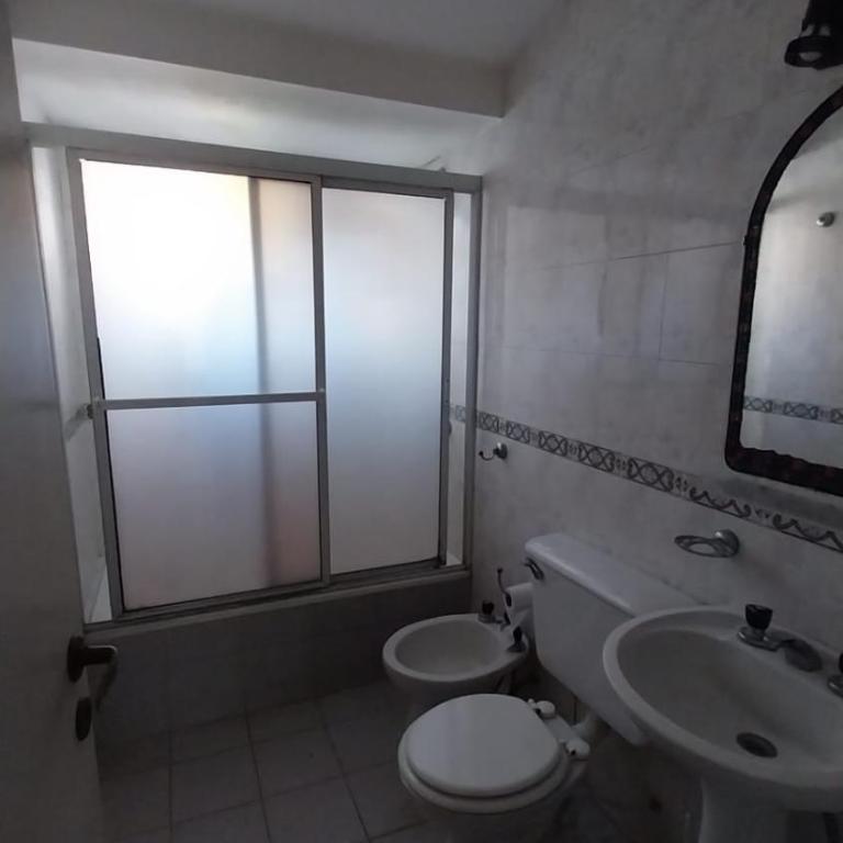 Chalet en Miramar (Calle 35 n°1043) - Casa de 4 dormitorios - 6