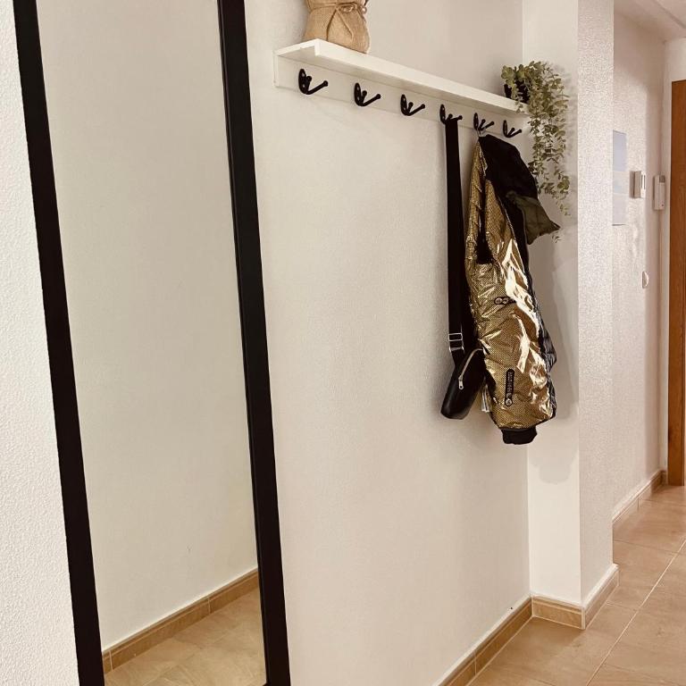 Piso muy cerca de la playa con parking - Apartamento de 3 dormitorios - 32