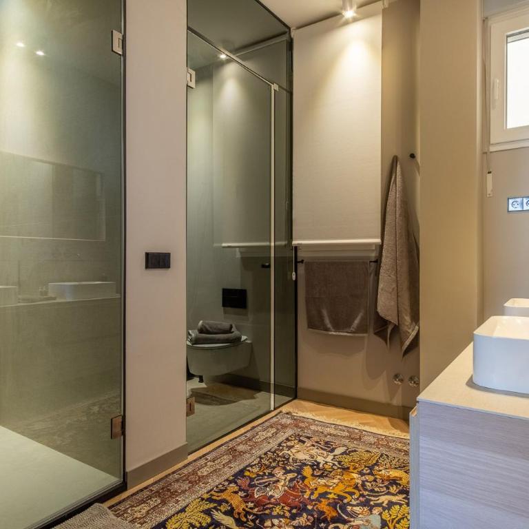 Spacious 3-Bed Apartment in Salamanca Madrid - Apartamento con balcón - 22