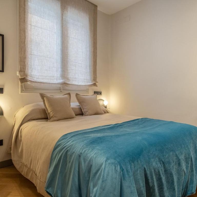 Spacious 3-Bed Apartment in Salamanca Madrid - Apartamento con balcón - 24