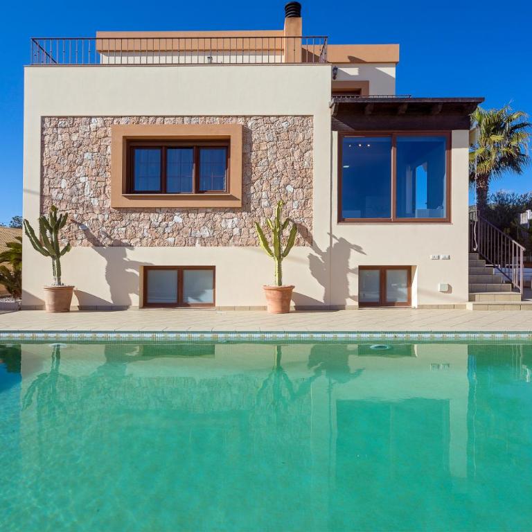 Villa near ibiza Town Sleeps 14 - Villa de 7 dormitorios - 12