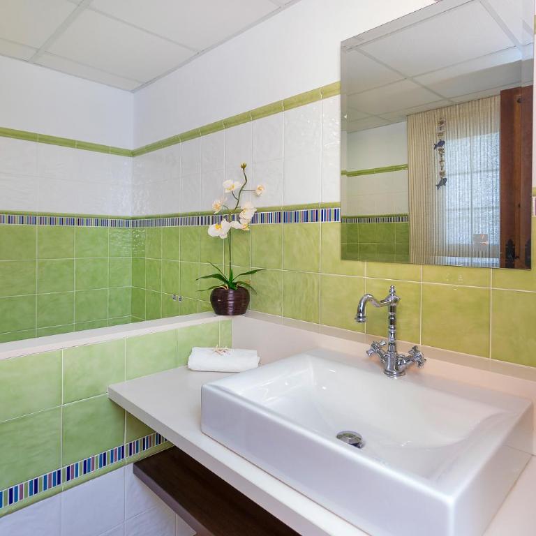 Villa near ibiza Town Sleeps 14 - Villa de 7 dormitorios - 35