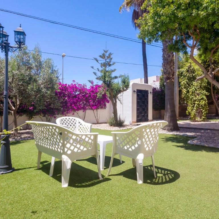 Villa in Playa D´en Bossa sleeps 9 - Villa de 6 dormitorios - 4