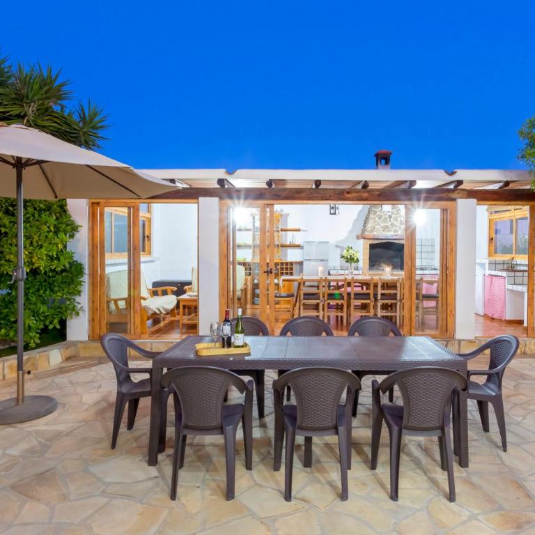 Villa in Playa D´en Bossa sleeps 9 - Villa de 6 dormitorios - 29