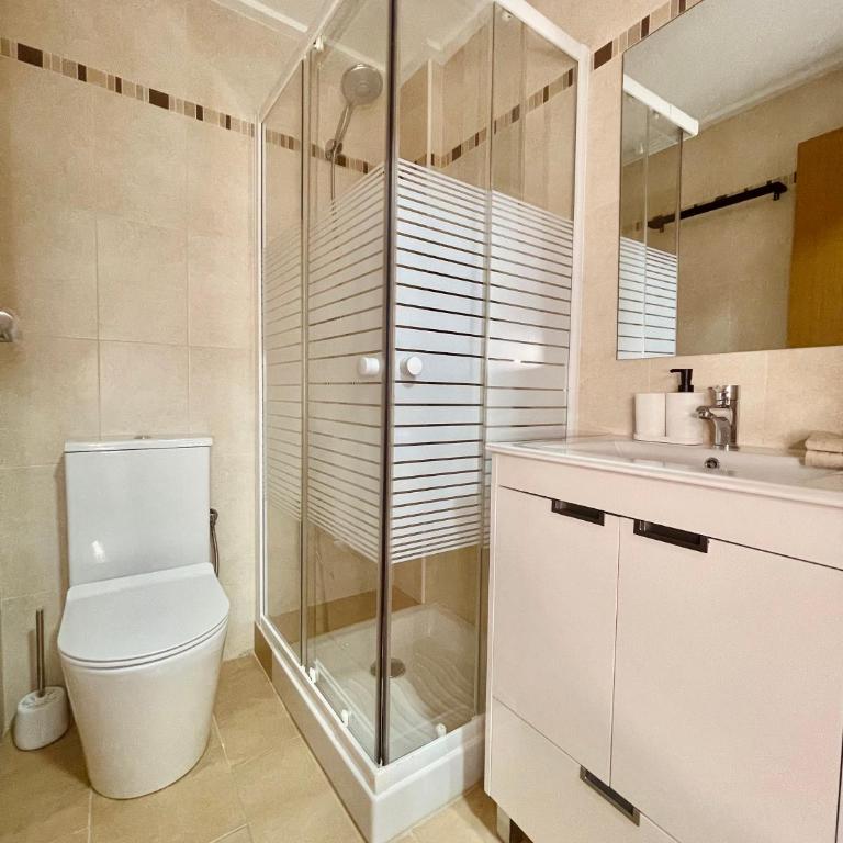Piso muy cerca de la playa con parking - Apartamento de 3 dormitorios - 9